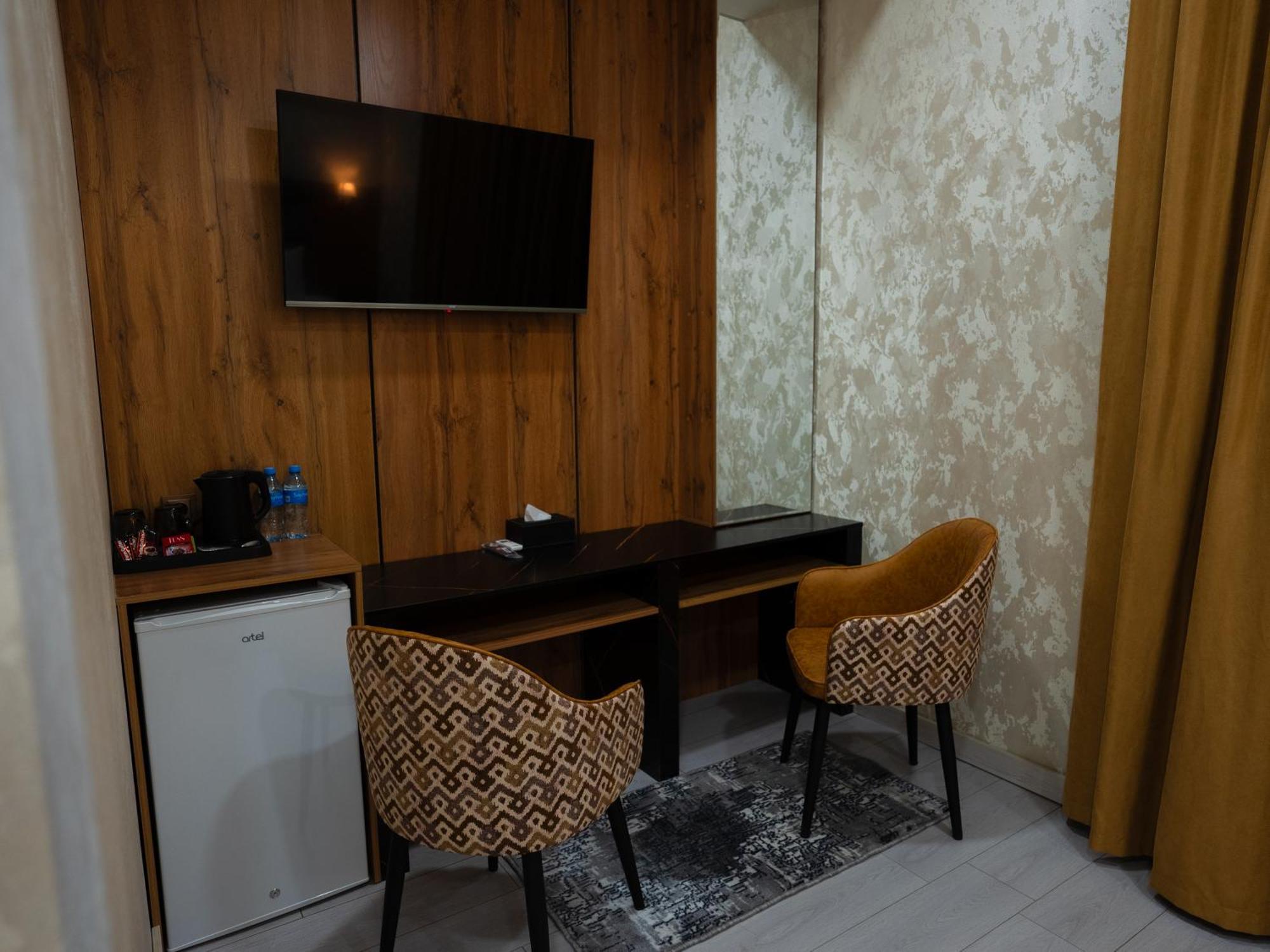 Avant Wellness Hotel Pool&Spa, Free Airport Shuttle Service Tasjkent Rom bilde